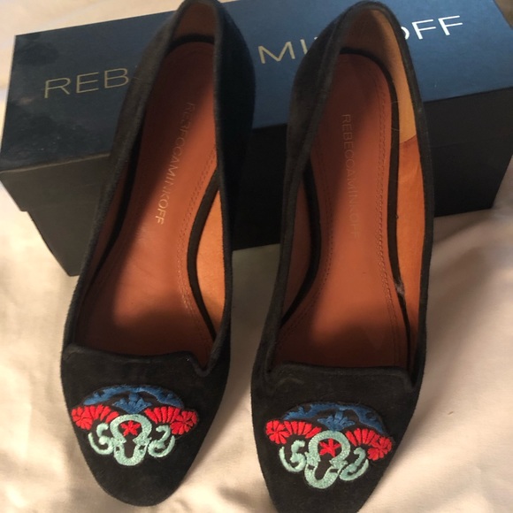 Rebecca Minkoff black suede flats with Aries symbol. GUC - Picture 2 of 2